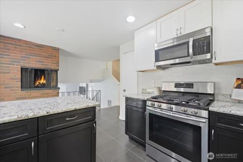3754 NE 194th Street Lake Forest Park WA 98155