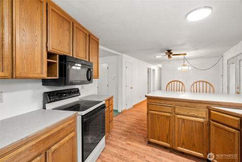 7534 Illahee Road NE Bremerton WA 98311