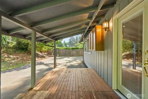 7534 Illahee Road NE Bremerton WA 98311