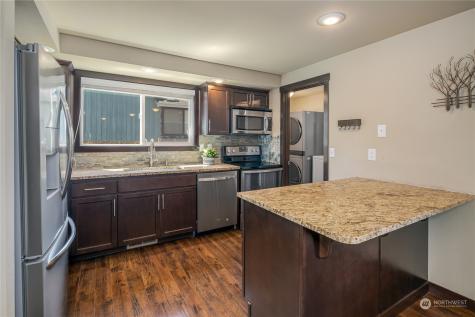 3909 W 3rd Street Anacortes WA 98221