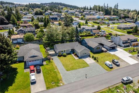 3909 W 3rd Street Anacortes WA 98221