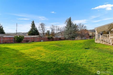 1705 Norman Street Wenatchee WA 98801