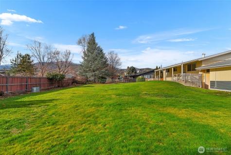 1705 Norman Street Wenatchee WA 98801