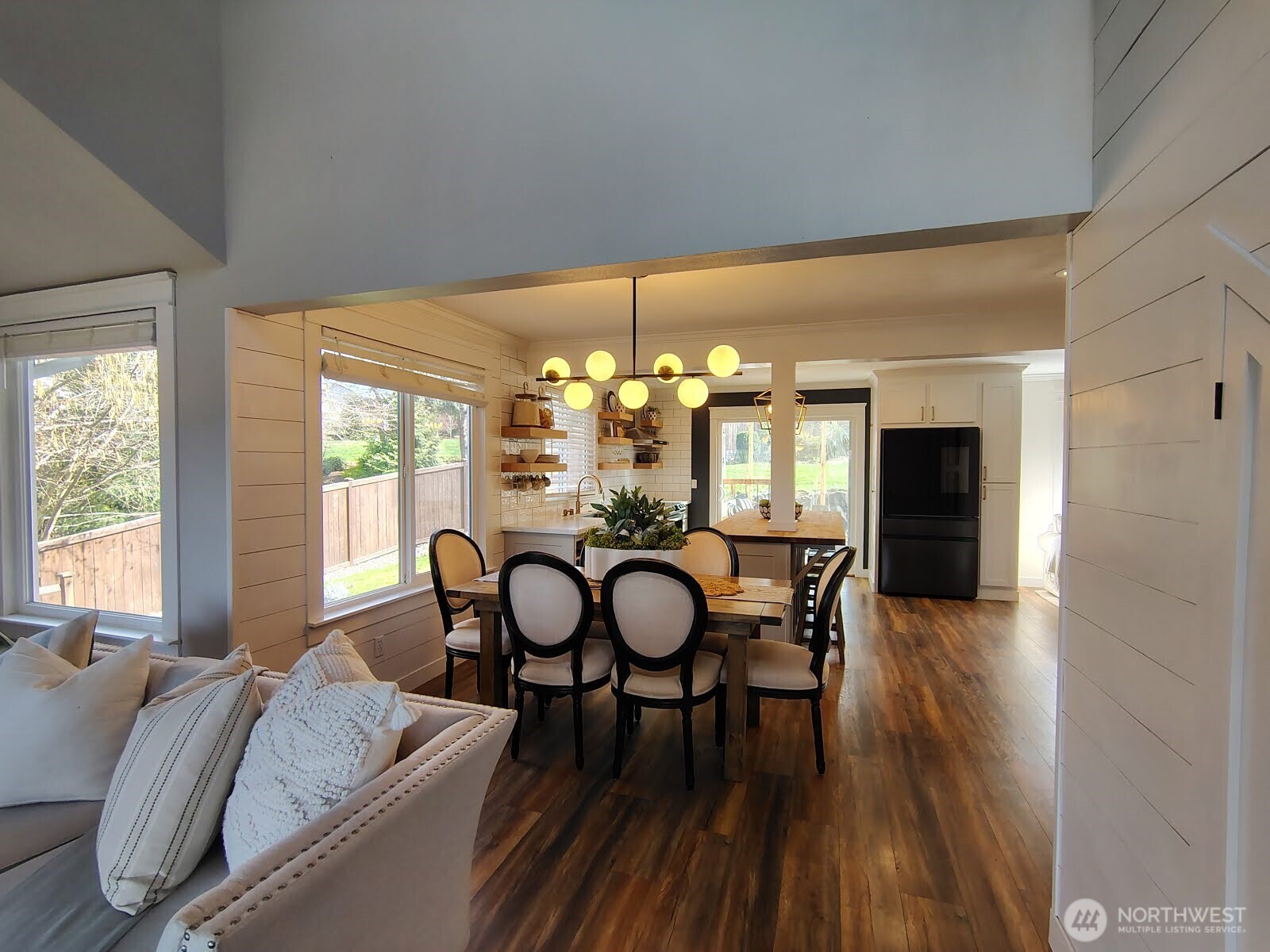 25806 203rd Avenue SE Covington WA 98042