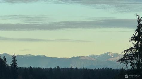 16526 1st Park SE Bothell WA 98012