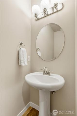 16526 1st Park SE Bothell WA 98012