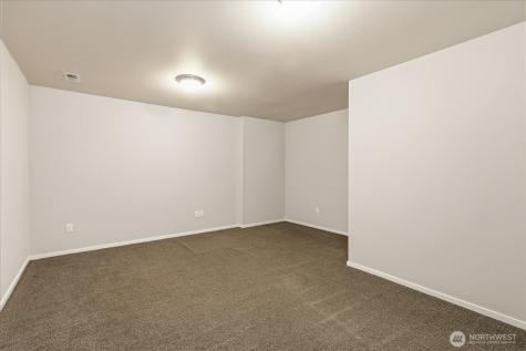 16526 1st Park SE Bothell WA 98012