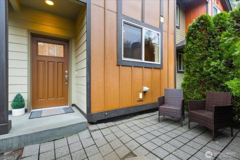 16526 1st Park SE Bothell WA 98012