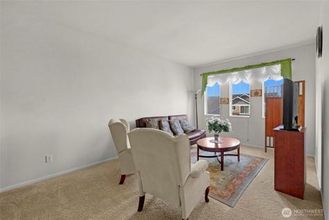 2209 164th Avenue Ct E Lake Tapps WA 98391
