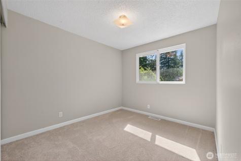 25312 144th Place SE Kent WA 98042