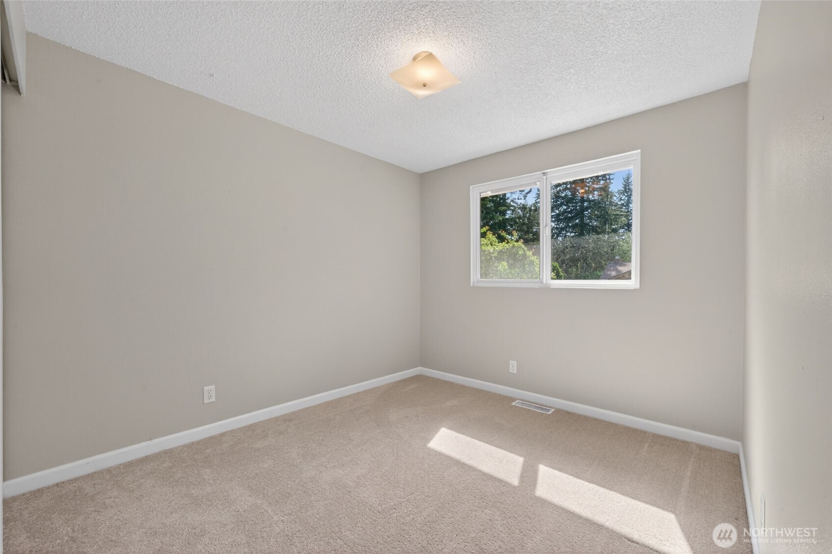 25312 144th Place SE Kent WA 98042