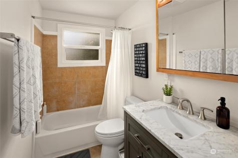 16660 51st Avenue S Seatac WA 98188