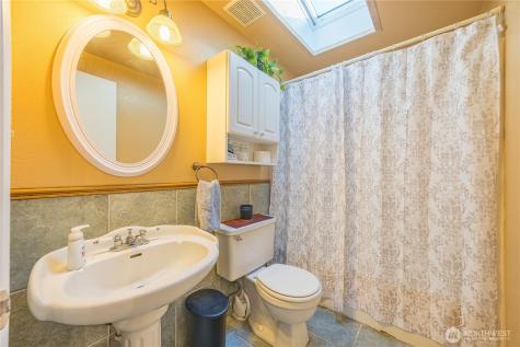 2095 Bear Creek Road Port Angeles WA 98363
