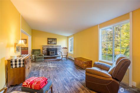2095 Bear Creek Road Port Angeles WA 98363
