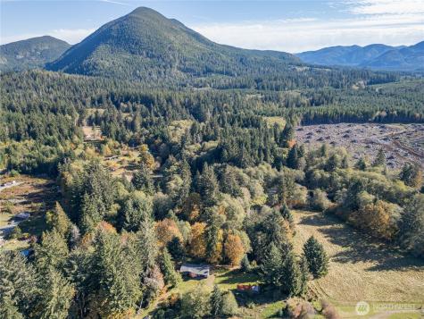 2095 Bear Creek Road Port Angeles WA 98363