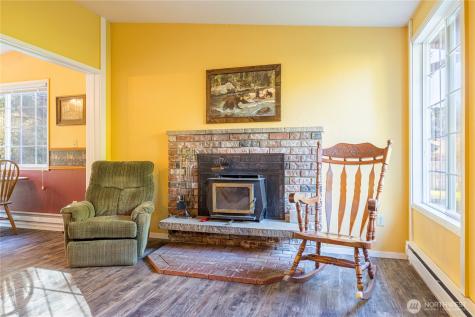 2095 Bear Creek Road Port Angeles WA 98363