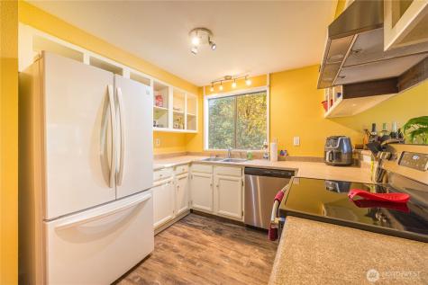 2095 Bear Creek Road Port Angeles WA 98363