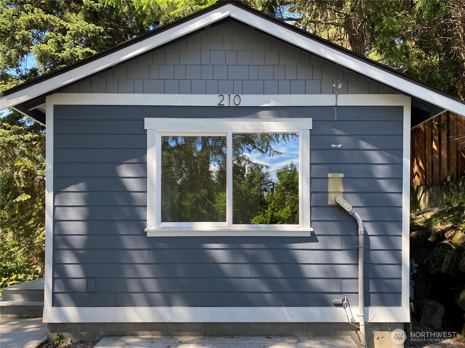 210 S 173rd Place Burien WA 98148