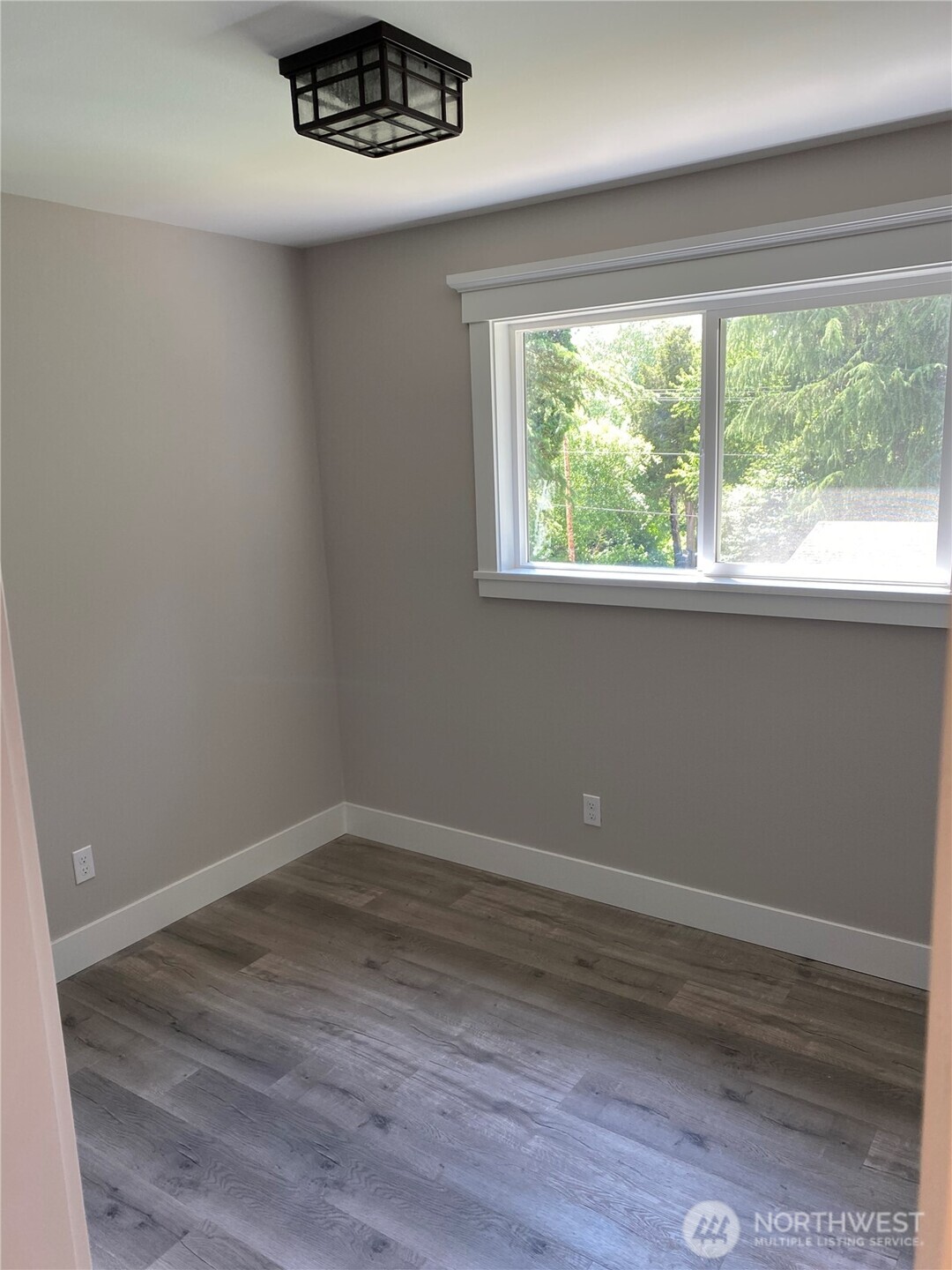 210 S 173rd Place Burien WA 98148