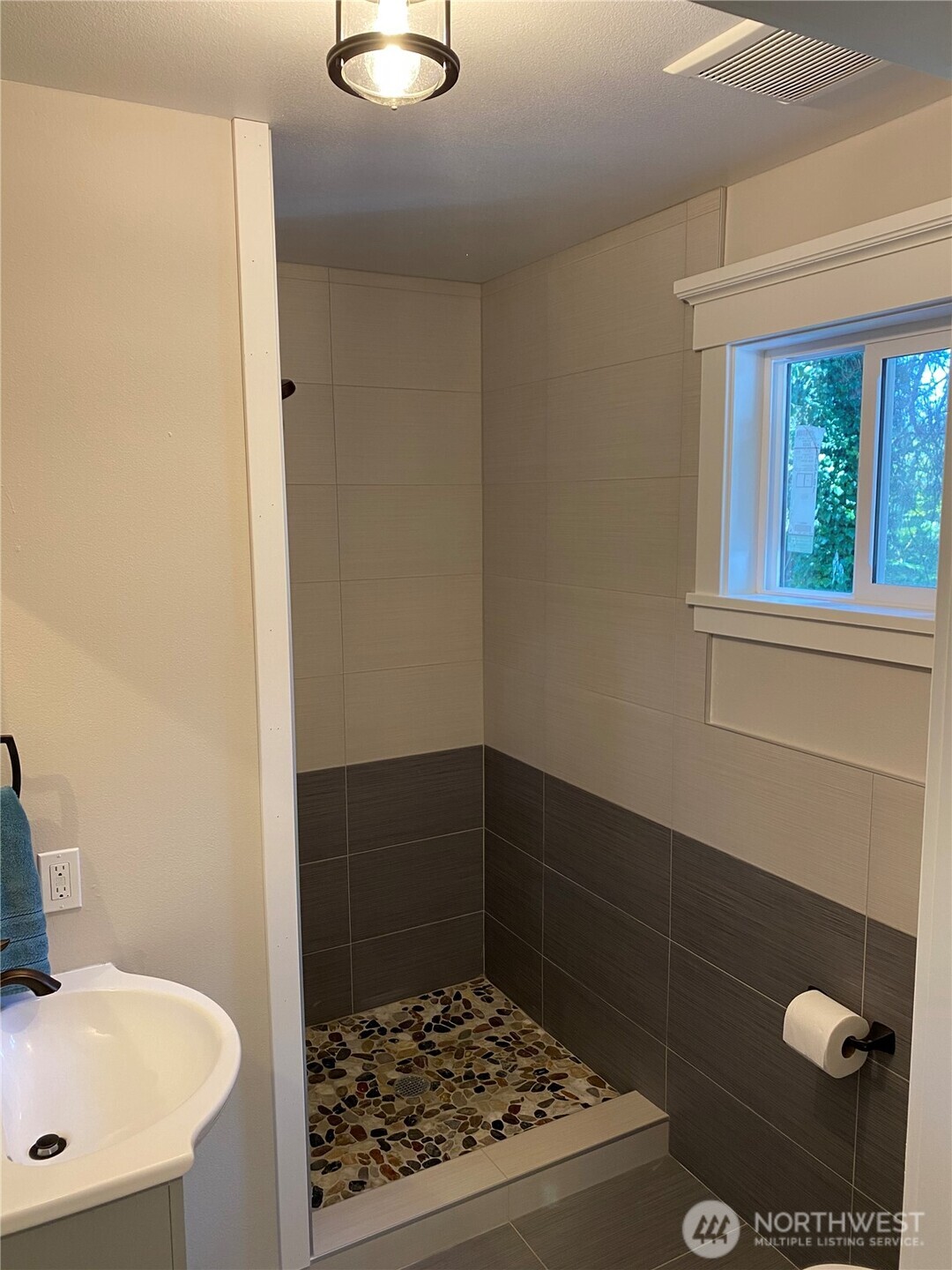 210 S 173rd Place Burien WA 98148