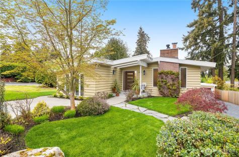 336 N 160th Street Shoreline WA 98133
