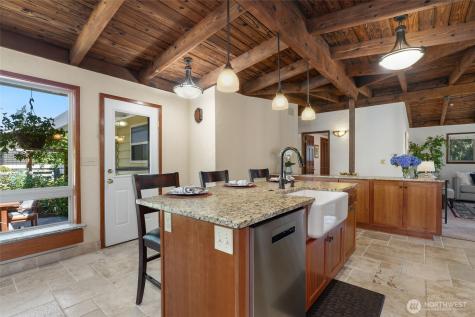 336 N 160th Street Shoreline WA 98133