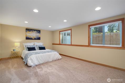 336 N 160th Street Shoreline WA 98133