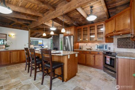 336 N 160th Street Shoreline WA 98133