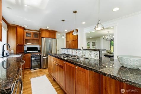 4434 137th Avenue NE Bellevue WA 98005