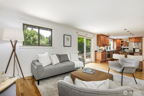 4434 137th Avenue NE Bellevue WA 98005