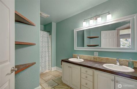 440 Fredrickson Woodland WA 98674