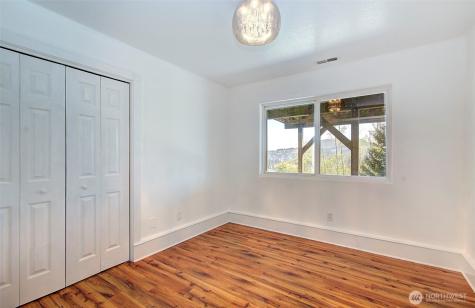 440 Fredrickson Woodland WA 98674