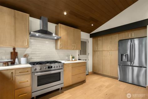 7236 NE 121st Place Kirkland WA 98034