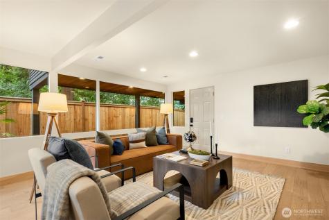 7236 NE 121st Place Kirkland WA 98034