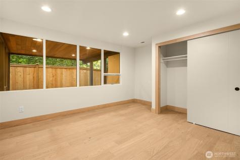 7236 NE 121st Place Kirkland WA 98034