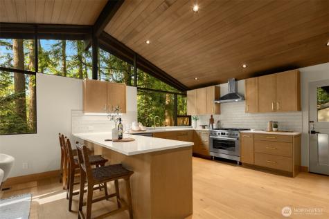 7236 NE 121st Place Kirkland WA 98034