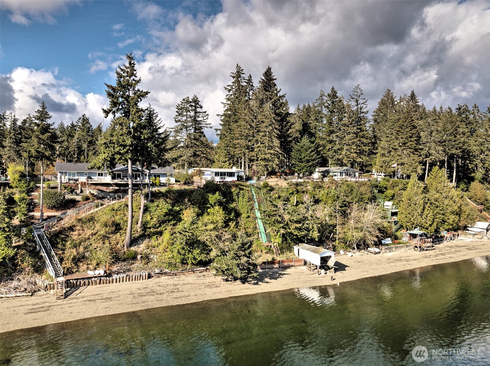 240 E Orchard Beach Drive Grapeview WA 98546