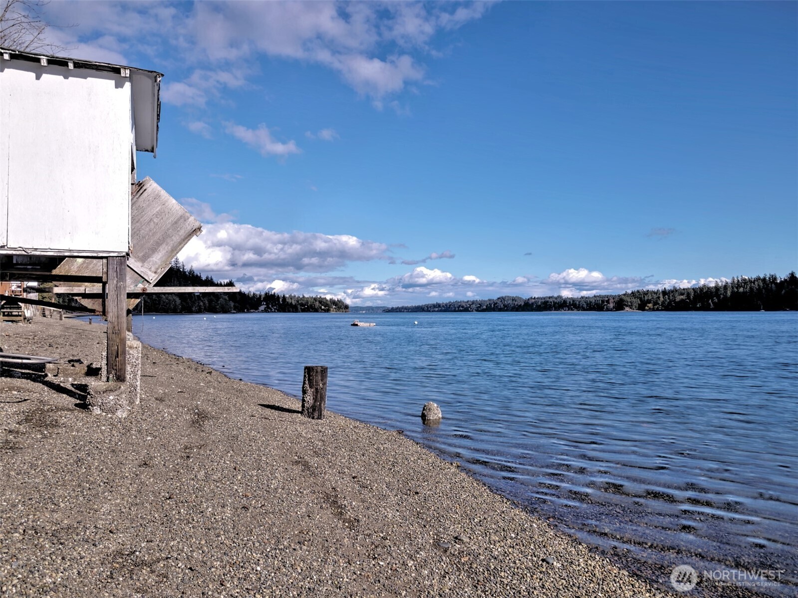 240 E Orchard Beach Drive Grapeview WA 98546