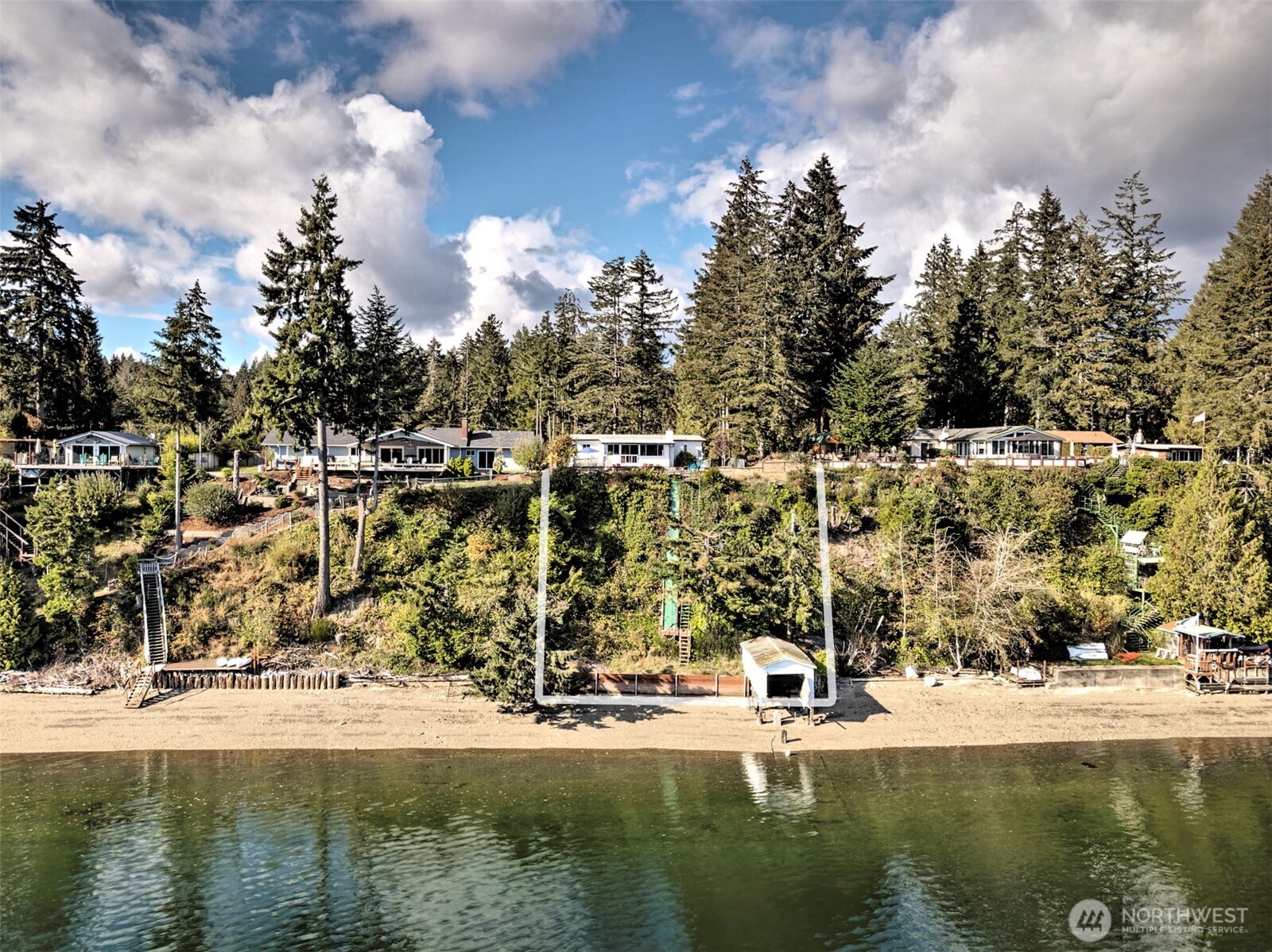 240 E Orchard Beach Drive Grapeview WA 98546