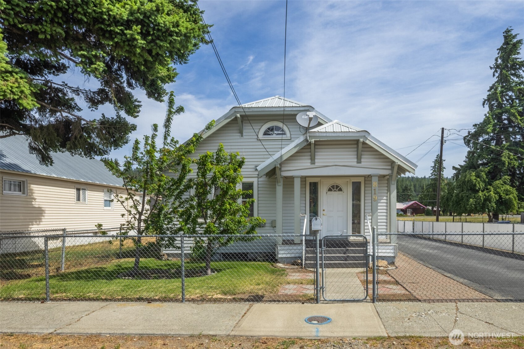 819 1st Street Cle Elum WA 98922