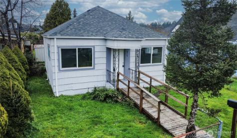 915 Soule Avenue Hoquiam WA 98550