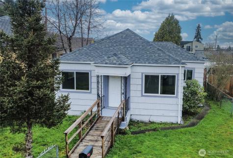 915 Soule Avenue Hoquiam WA 98550