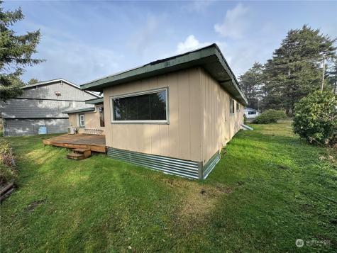 4757 State Route 109 Moclips WA 98562