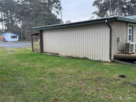 4757 State Route 109 Moclips WA 98562