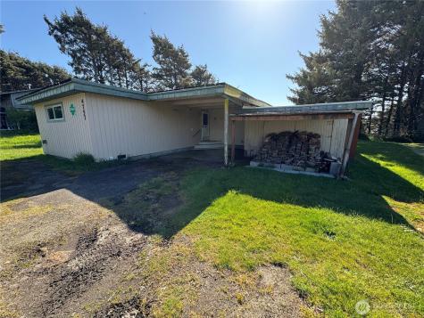 4757 State Route 109 Moclips WA 98562