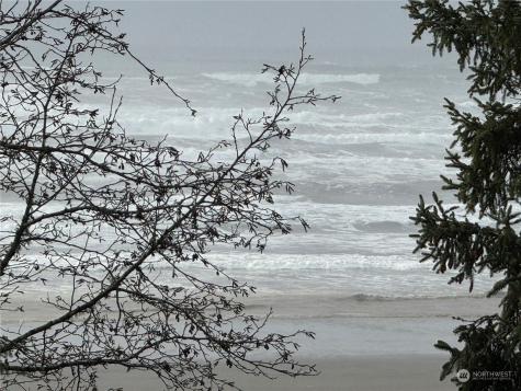 4757 State Route 109 Moclips WA 98562