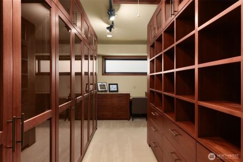 2155 N 128th Street Seattle WA 98133