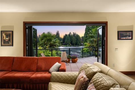 2155 N 128th Street Seattle WA 98133
