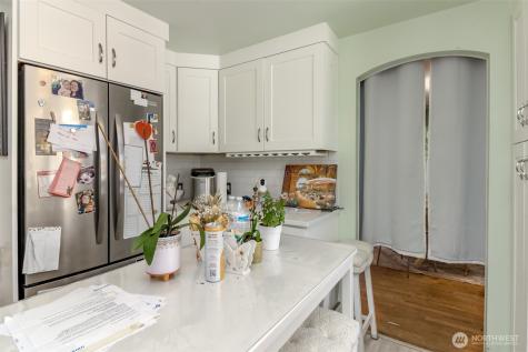 208 F Street SE Auburn WA 98002