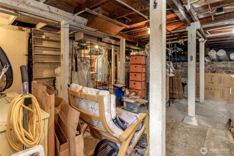 208 F Street SE Auburn WA 98002